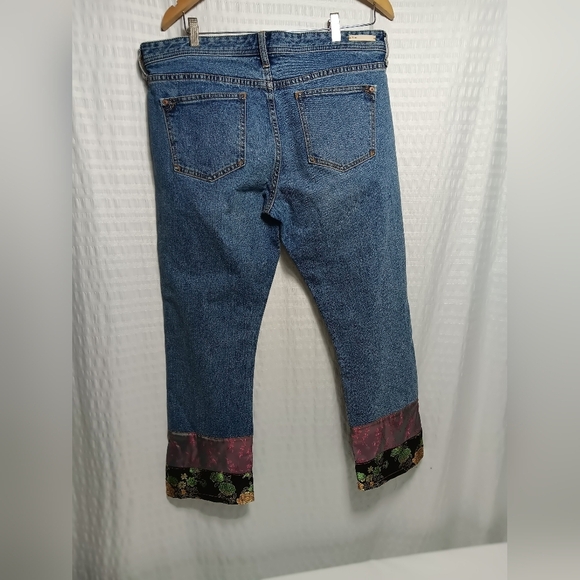 Anthropologie  Pilcro and The Letterpress Boyfriend Slim jeans.  Ladies size 31 - Picture 2 of 9